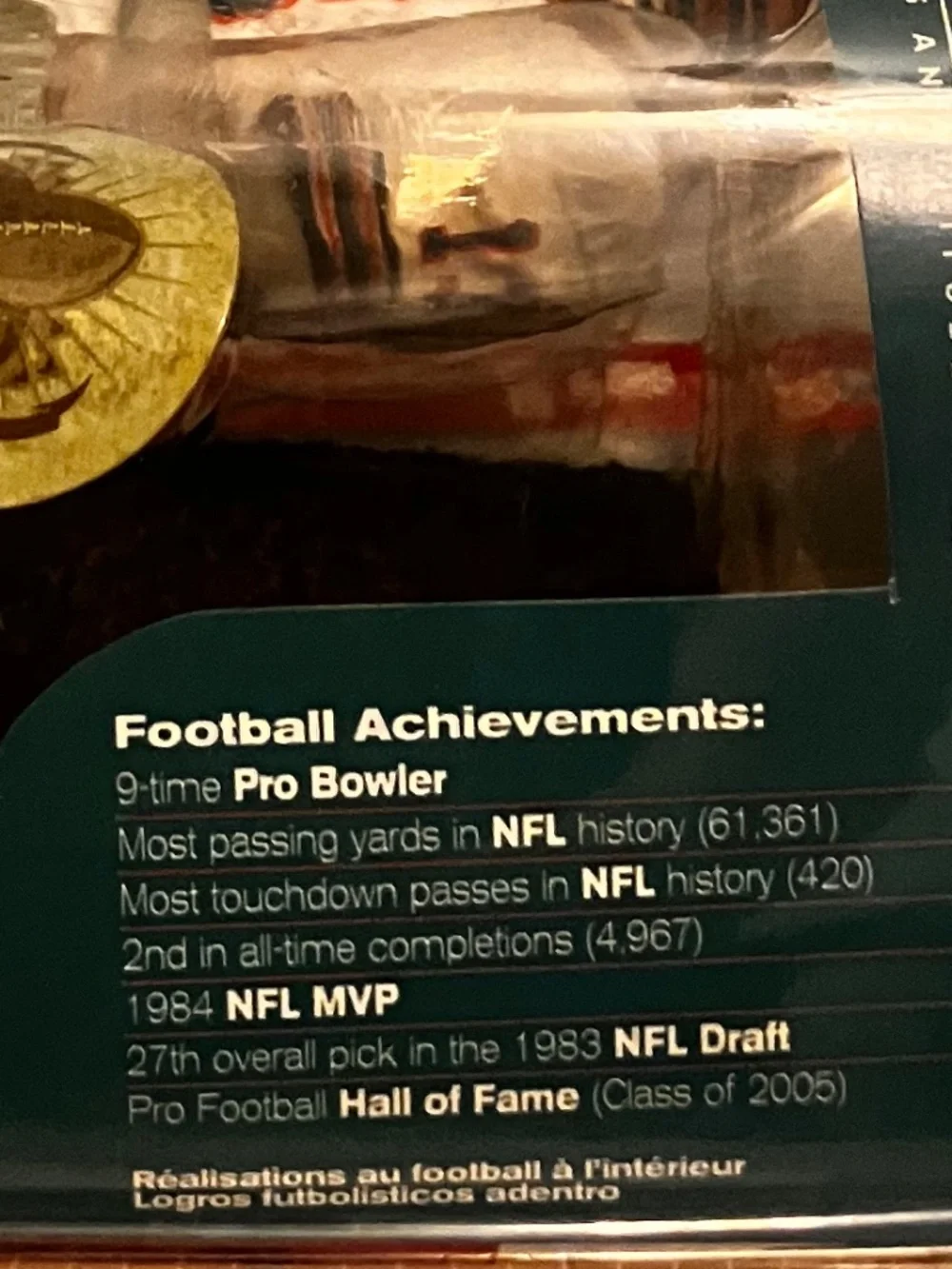 McFarlane Toys NFL Legends Dan Marino 6